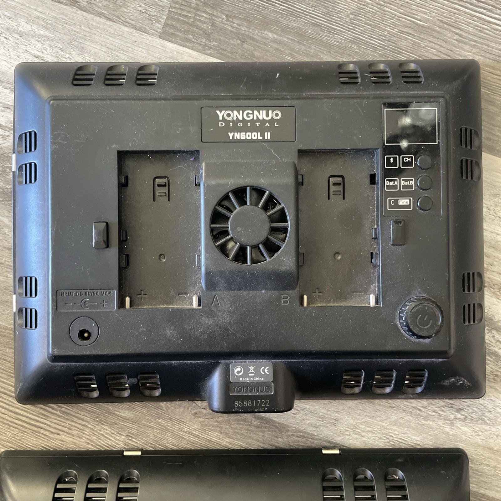 (2) YONGNUO YN600LII LED Video Light