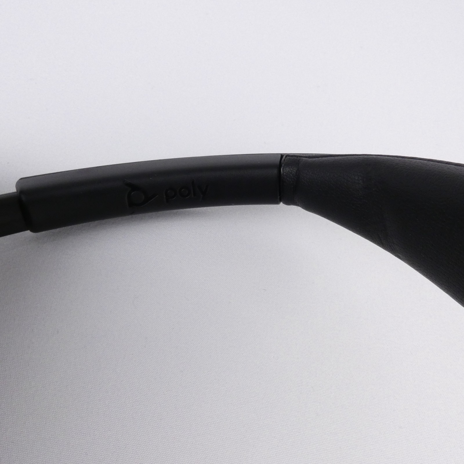Poly Plantronics Voyager Focus 2 UC Headset Bluetooth Wireless USB Connector