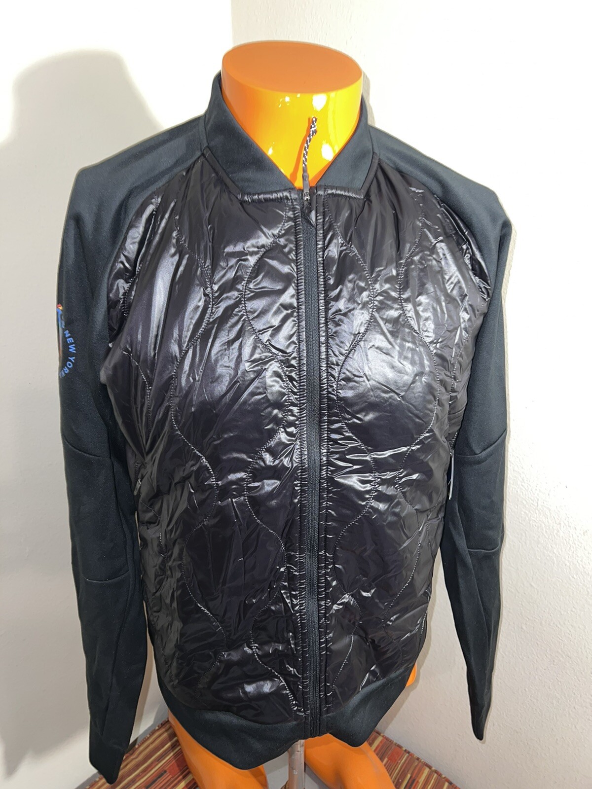 A2 New Balance Q Speed Heat Jacket Full Zip Running Black Med NYC Marathon 50th