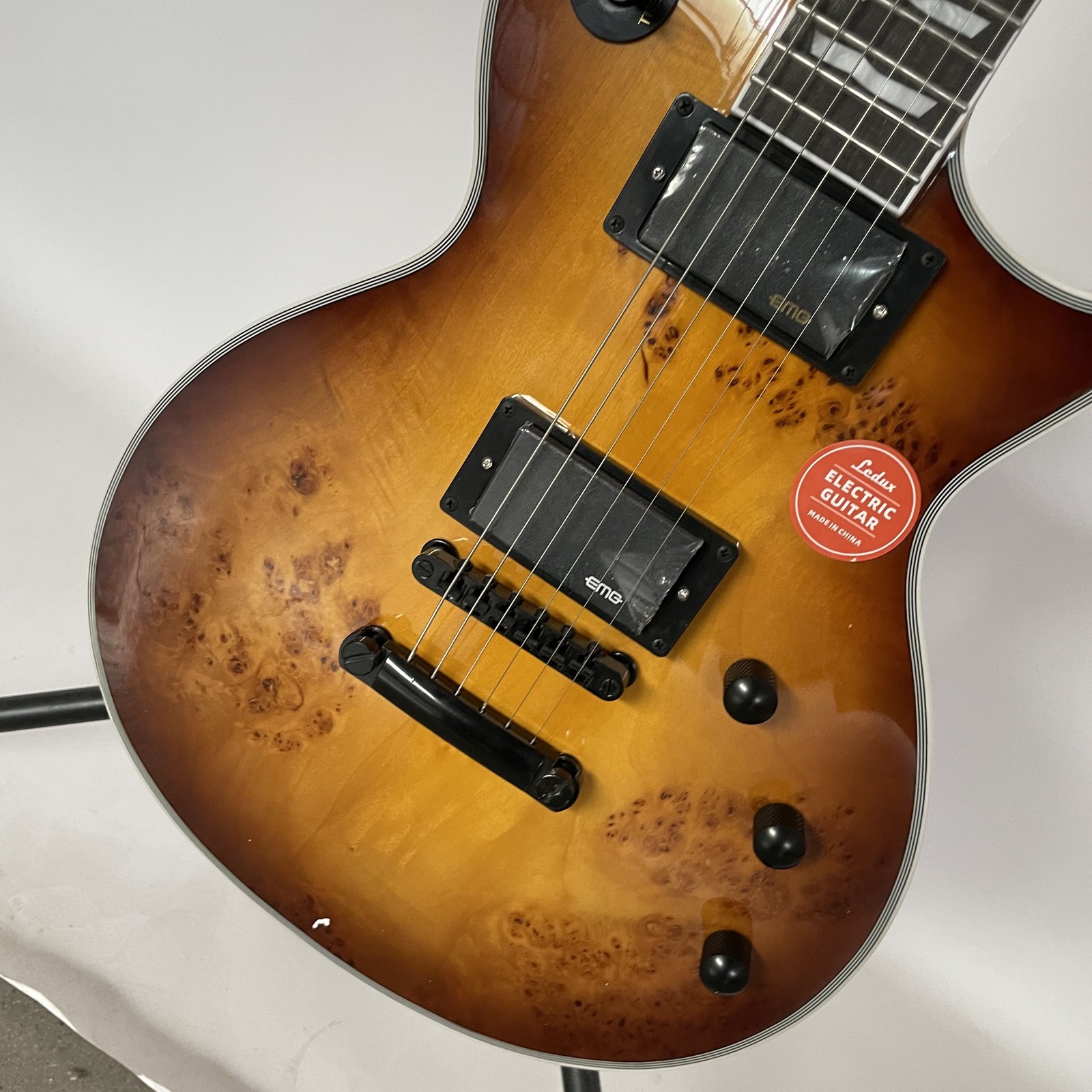 Cutaway Solid Electric Guitar Active Pickups Burl Maple Sunburst Black Hardware