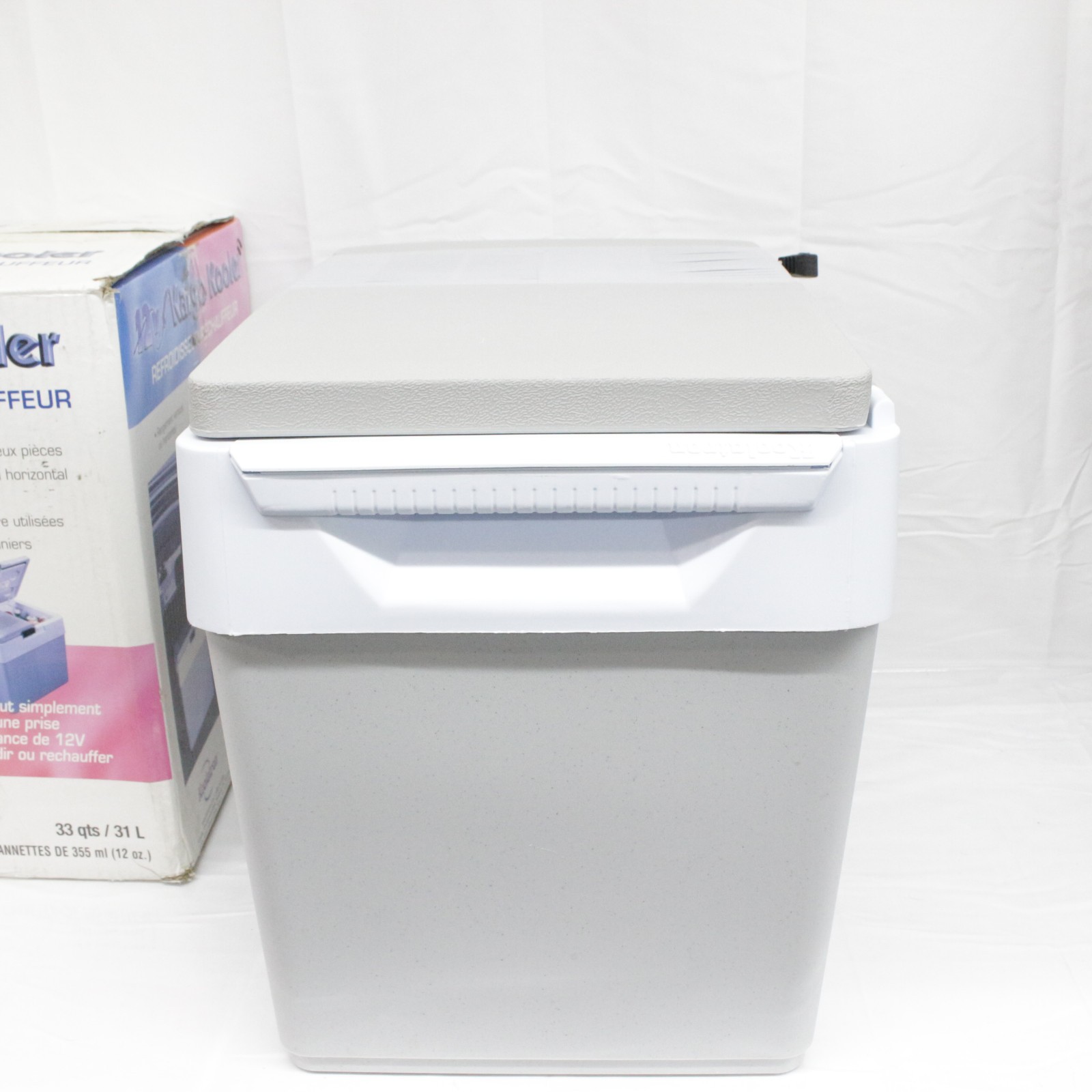 Koolatron Portable Car Cooler Warmer Iceless 12V 33 Quart 31 L White