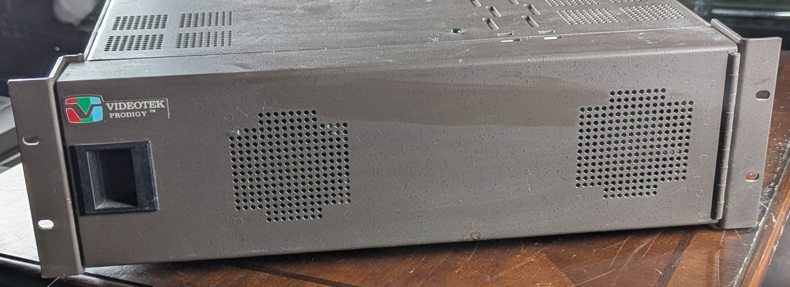 Title: Videotek Prodigy Broadcast Video Frame System Rack Unit – Untested – Free