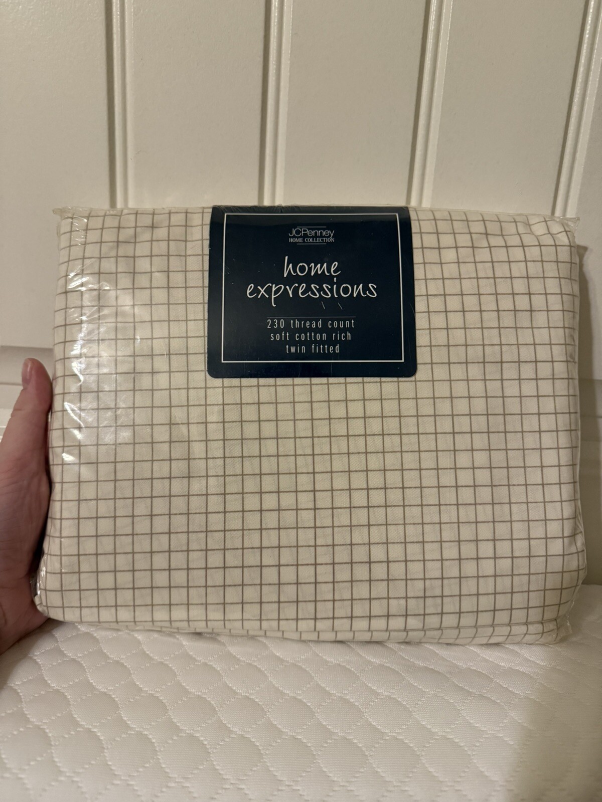 Vintage Home Expressions 230 Thread count Soft Cotton Rich Twin Fitted