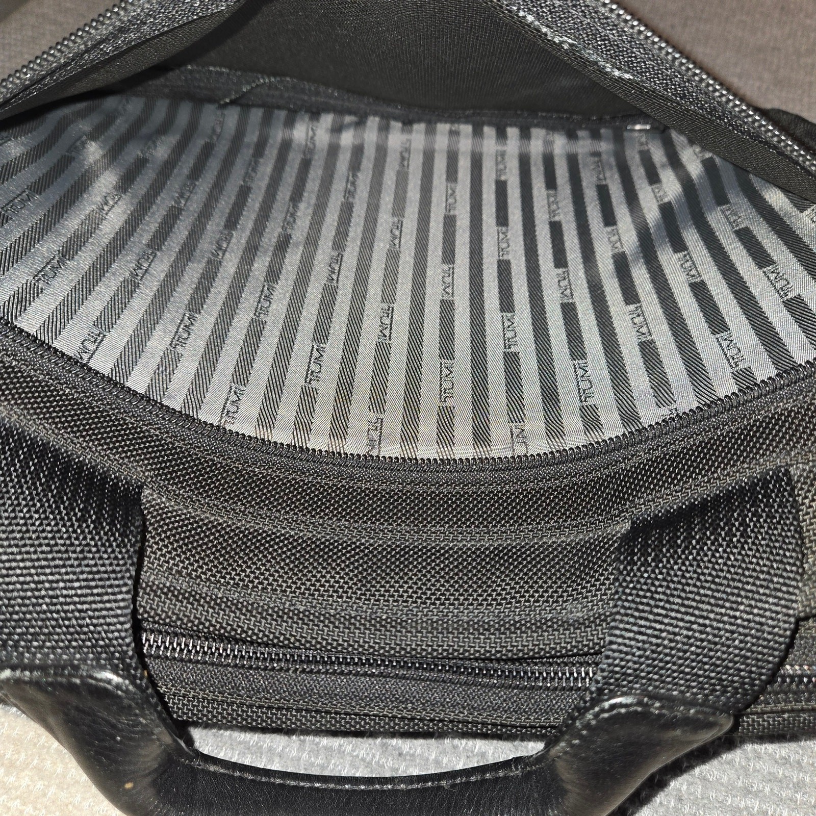 Tumi Brief Case Lap Top Travel Bag Nylon - No Strap
