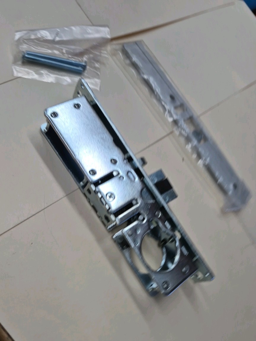 Latch Size 1 1/8