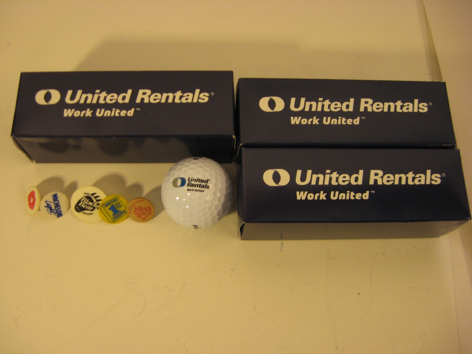 UNITED RENTALS LOGO GOLF BALLS NEW IN BOX-3 SLEEVES WITH 3 BALLS IN EACH SLEEVE