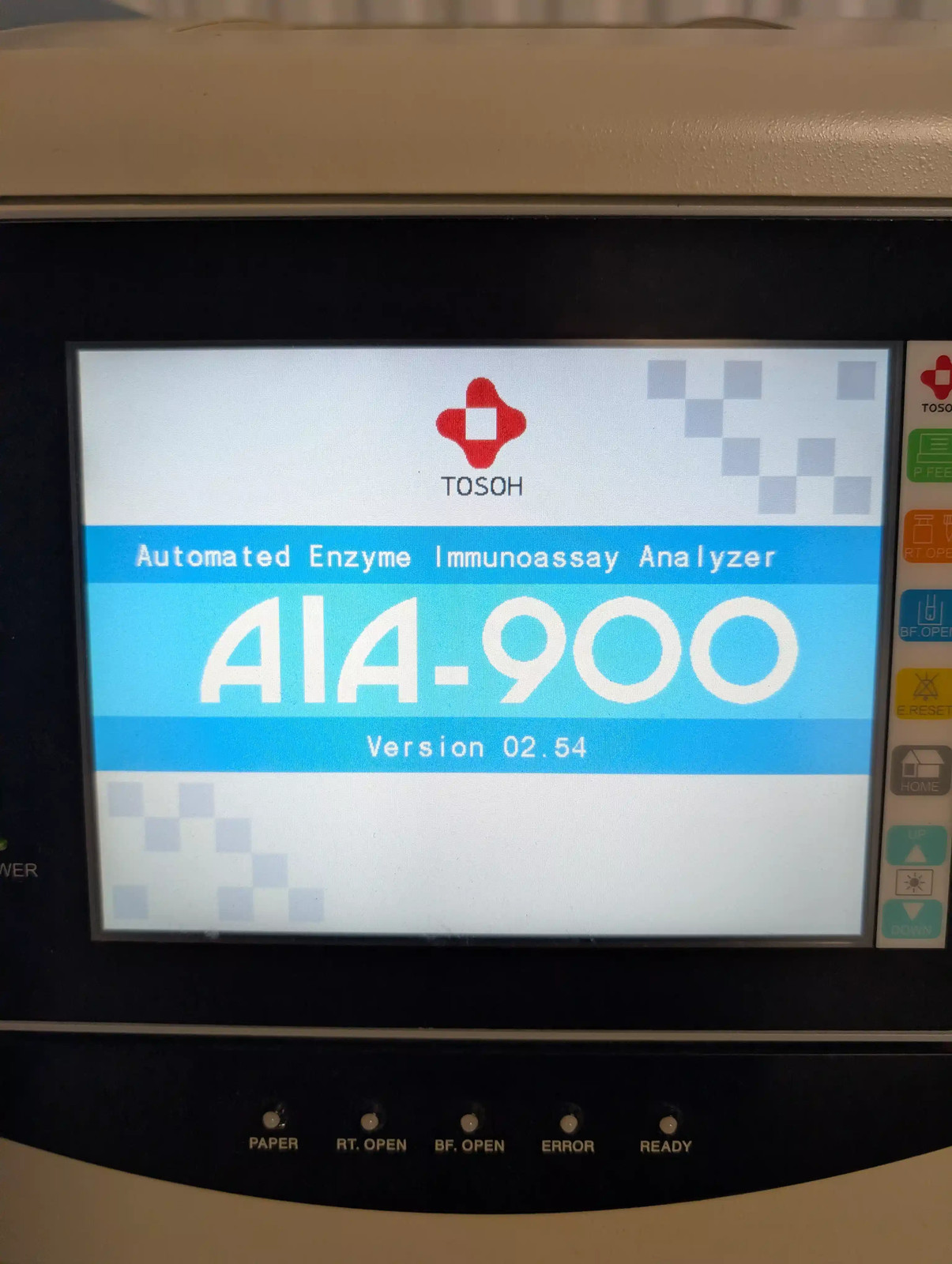 Tosoh AIA-900 Automated Enzyme Immunoassay Analyzer System