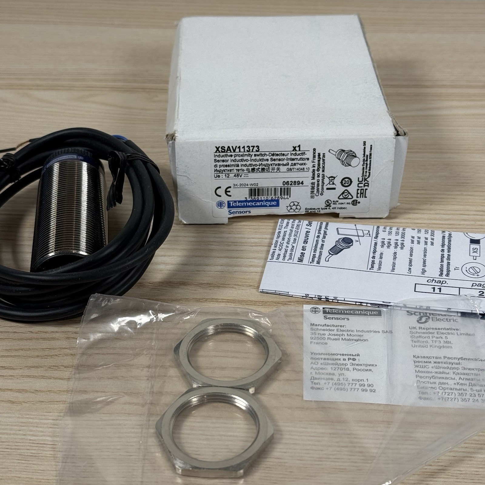 Schneider Electric Telemecanique XSAV11373 Inductive proximity sensors