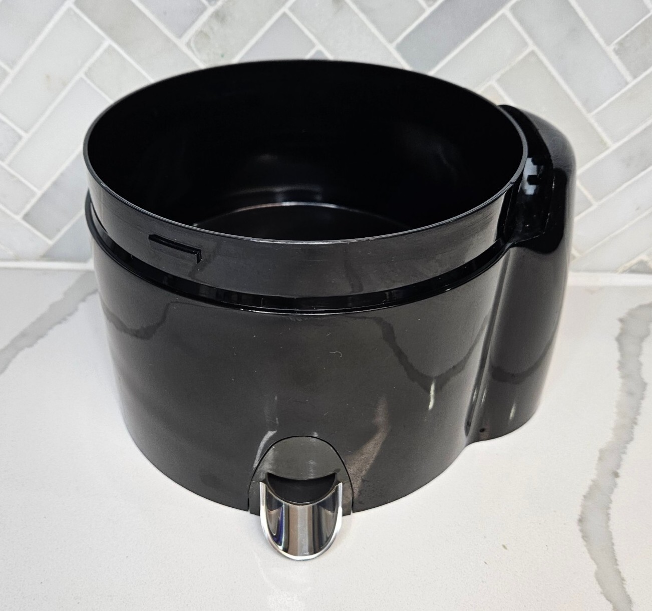 KitchenAid Juice Extractor Citrus Press Replacement Spout Bowl Assembly KJE500
