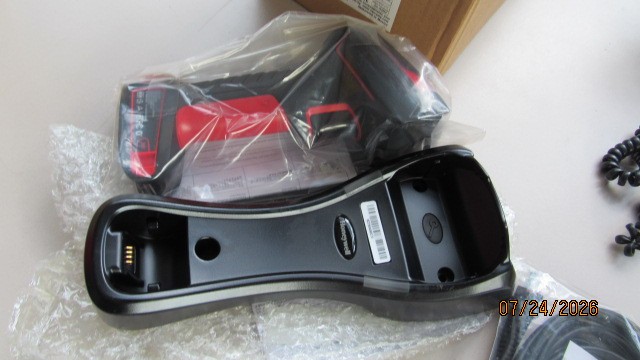 Honeywell 1991i Industrial Scanners w/Battery & Base/Charger & USB Cord