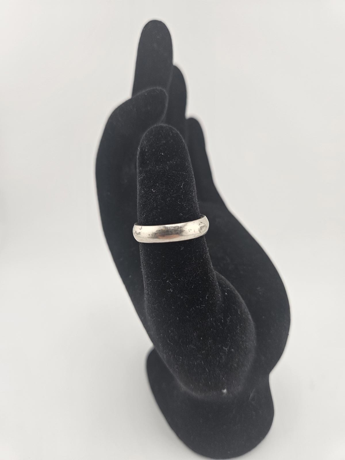 Vintage Sterling Silver Wedding Band Ring Size 8