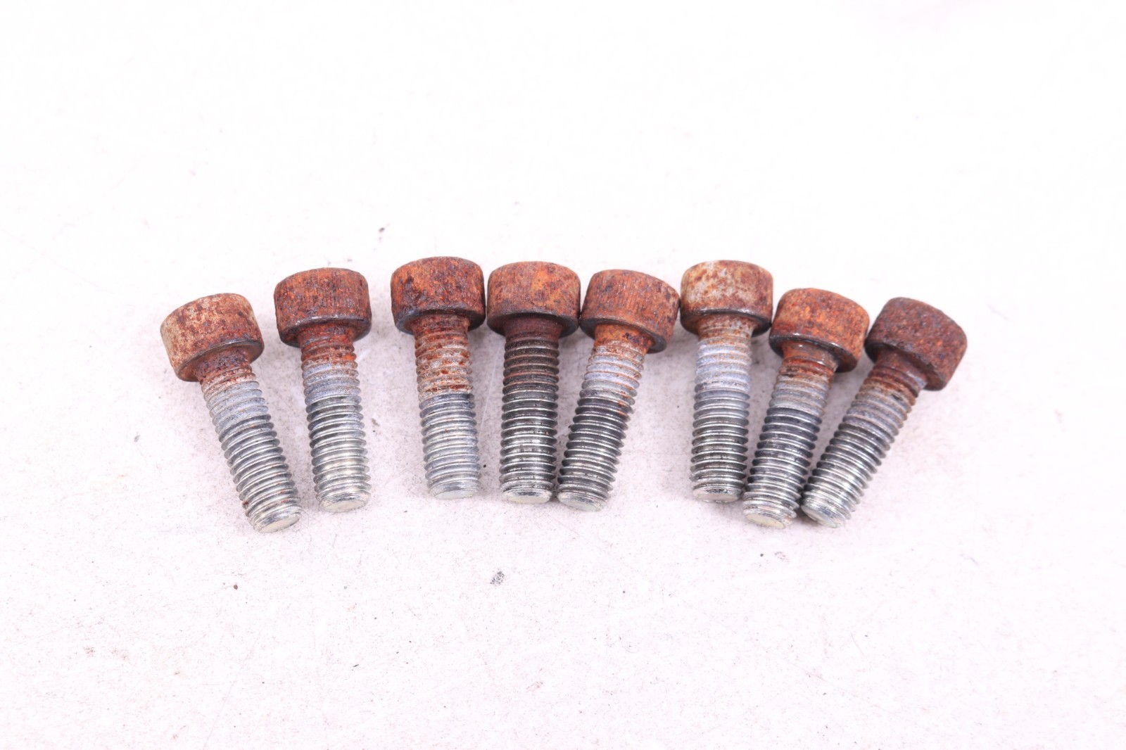 2007 06 07 SUZUKI GSXR600 GSXR 600 OEM EXHAUST HEADER MOUNT BOLTS S222