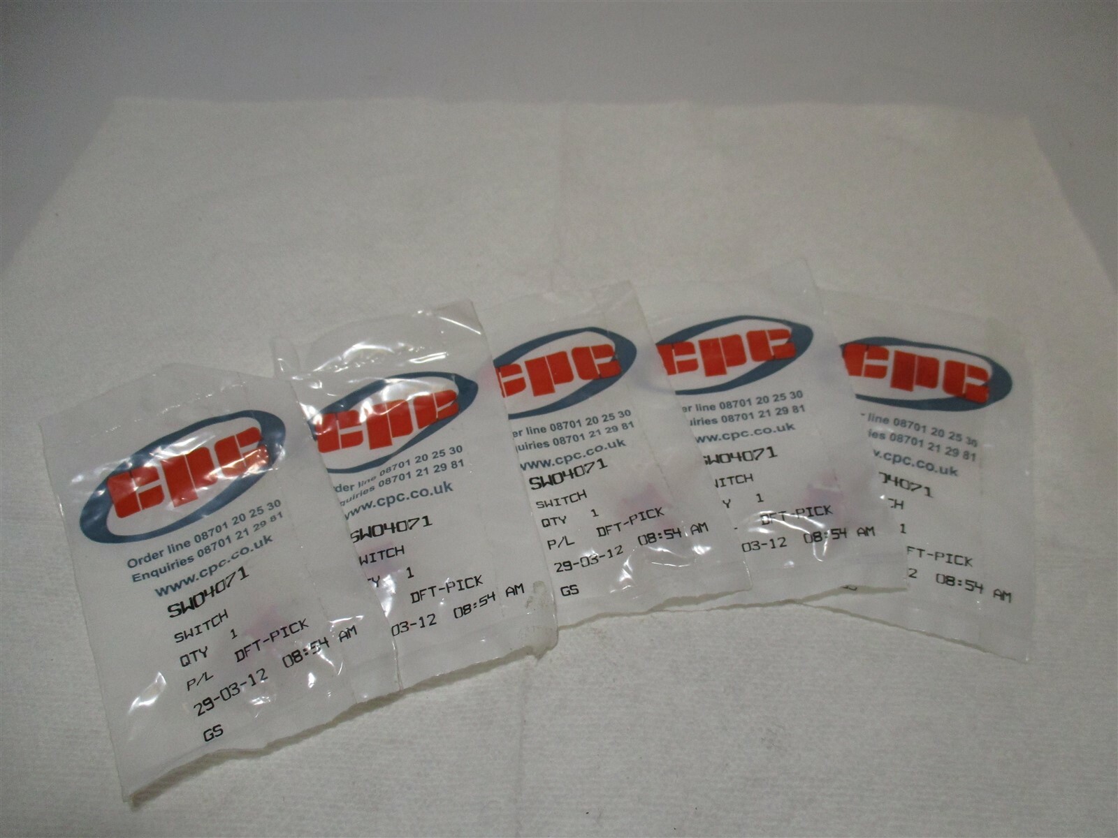 Multicomp (2AS4T2A1M7RE) Washable Panel Mount SPDT (On)-Off-(On) Toggle Switch