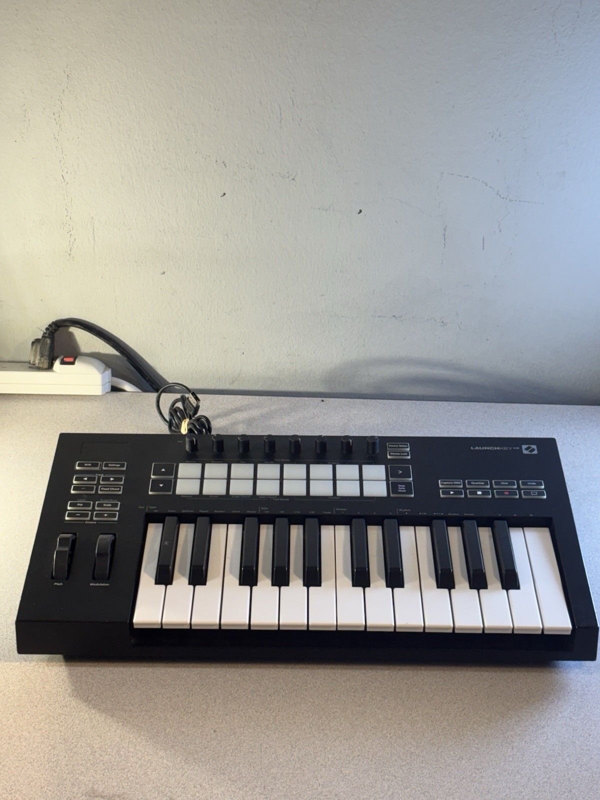 Novation Launchkey 25 - Used