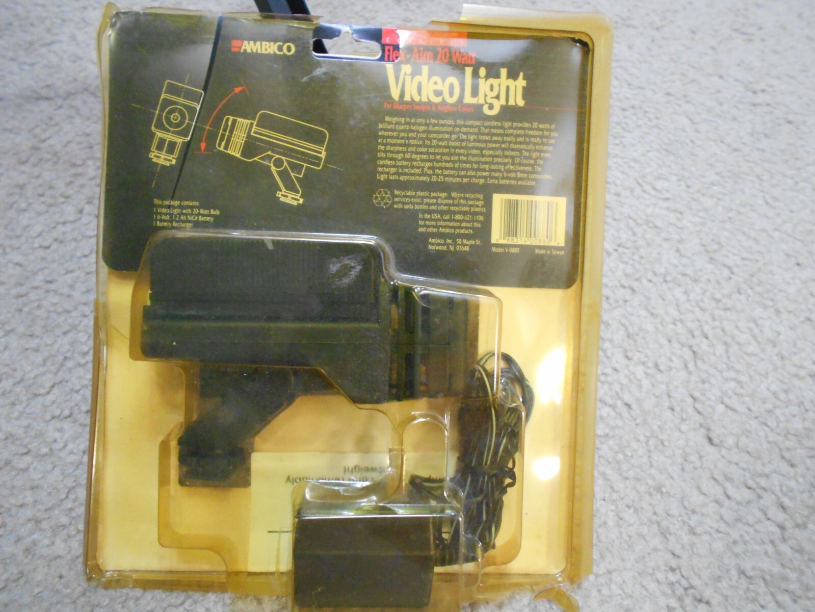 NEW Ambico Flex-Aim 20 Watt Video Light V-0880 Open package