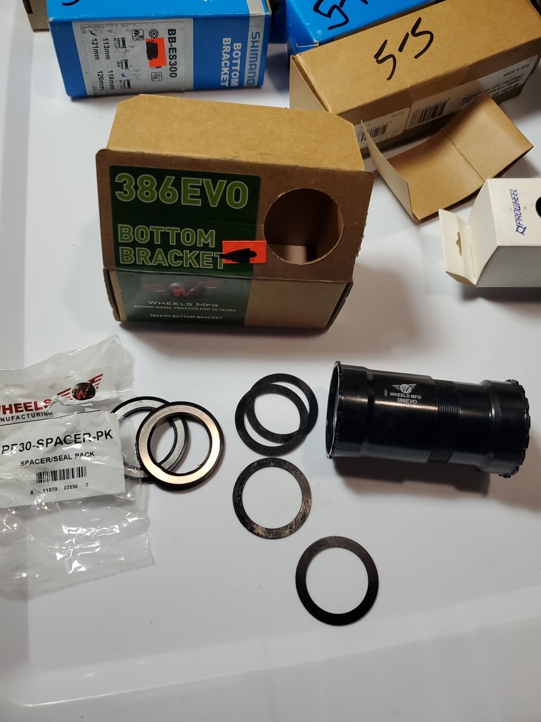 Wheels Manufacturing 386 EVO Bottom Bracket ABEC-3 Bearings 86.5mm x 46mm