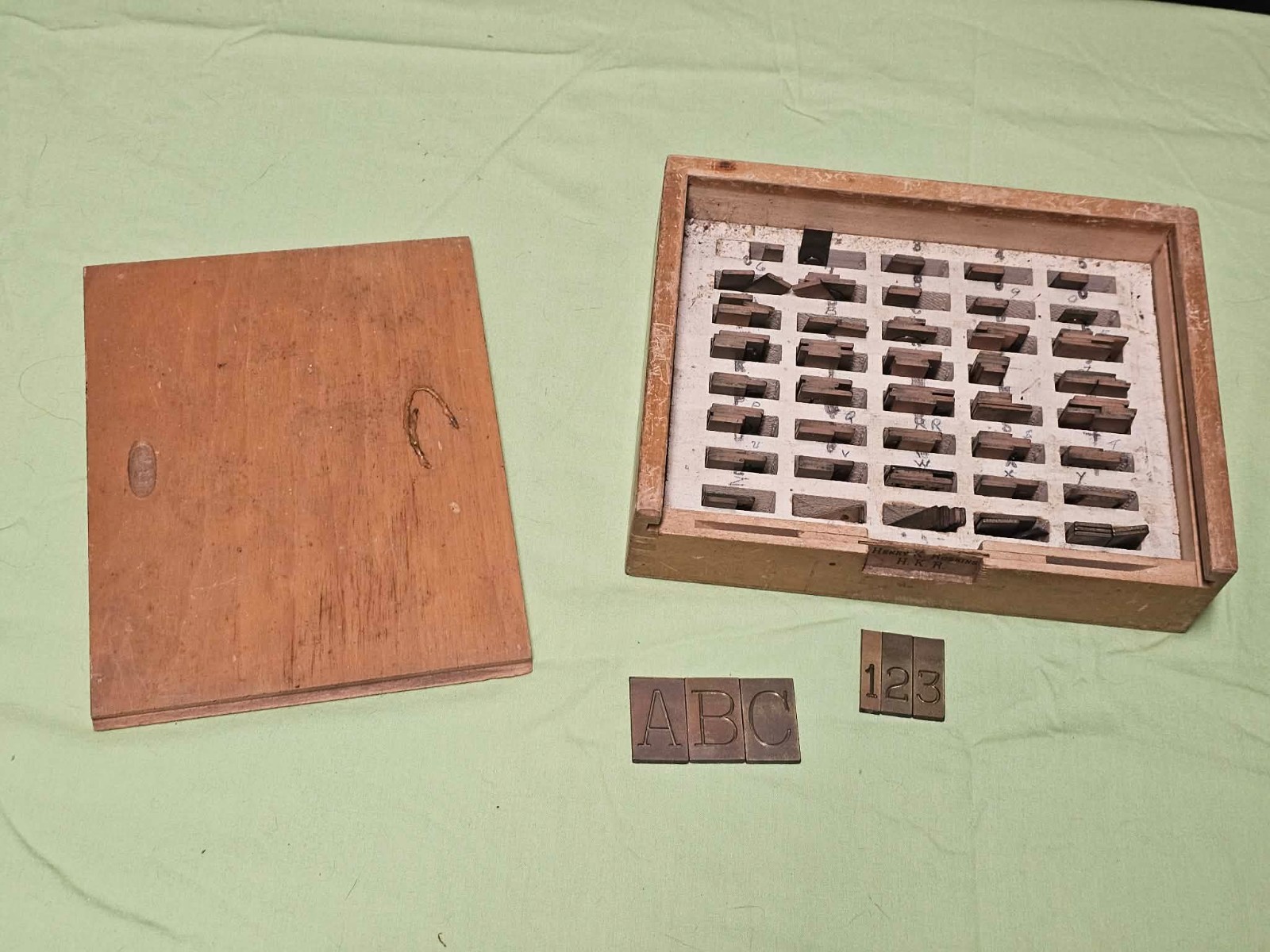 Vintage Brass Engraving Fonts Letters Numbers Wooden Box Free Shipping