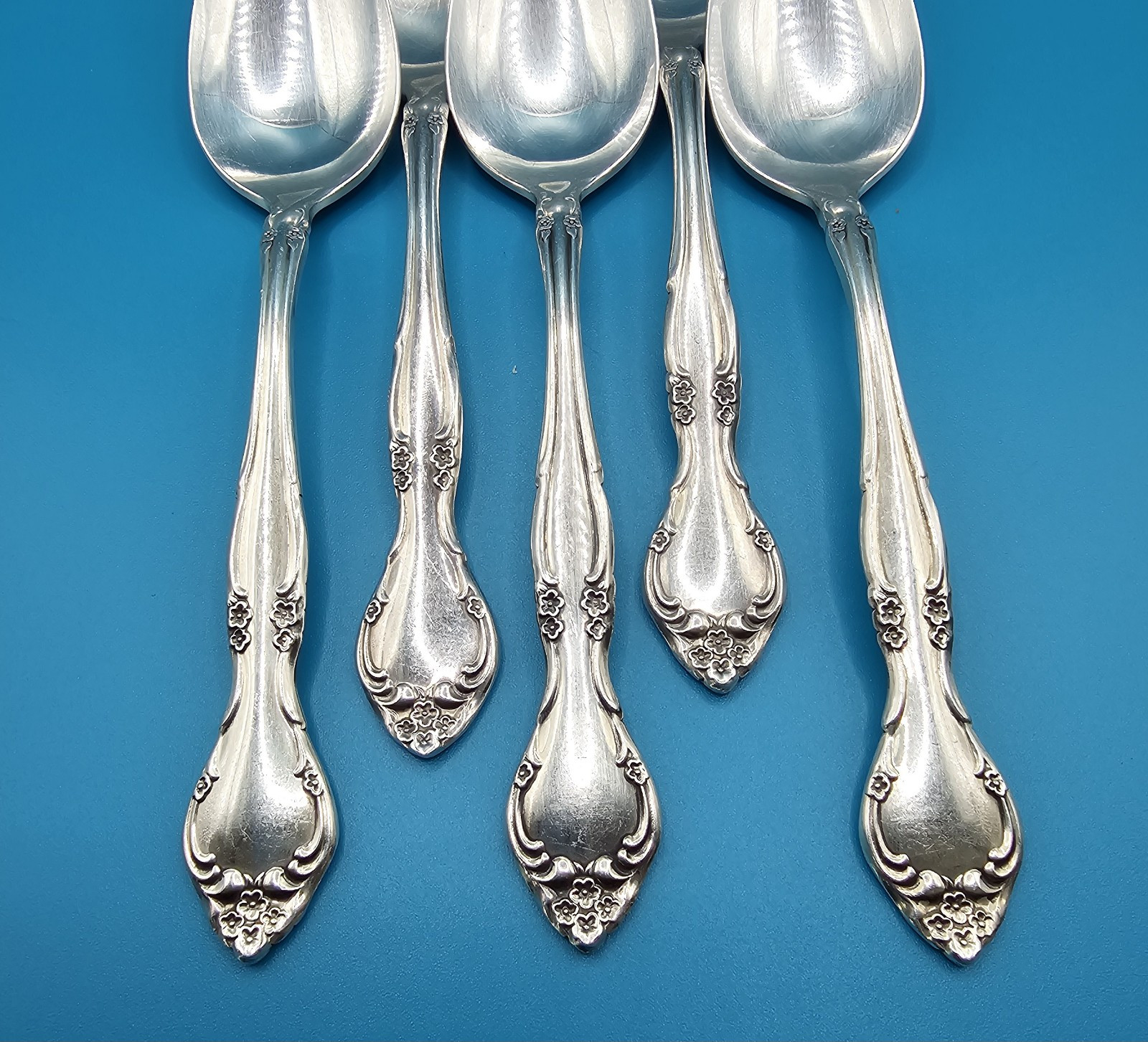 Set of 5 Oneida Community AFFECTION Flatware Teaspoons 6" Silverplate