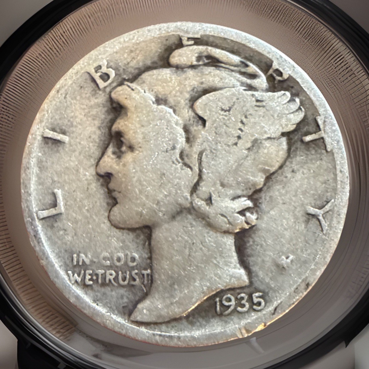 1935-P Mercury Silver Dime Sold As Pictured FAST SHIPPING 2976