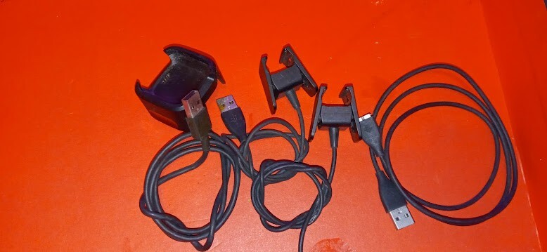 mixed lot of 4 oem fitbit chargers Versa Lite 2xCHARGE 2 charge HR free shipping