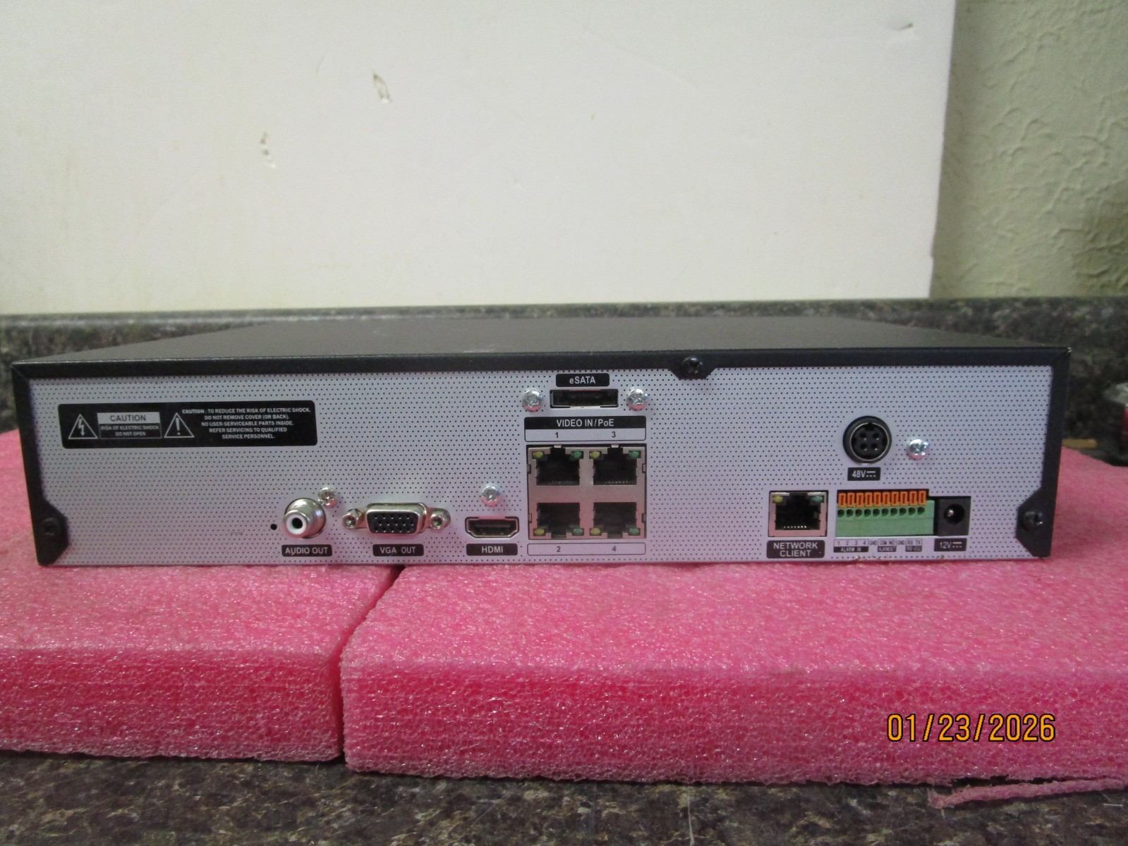 IDIS Network Video Recorder DR-2204P with 2TB Hard Drive