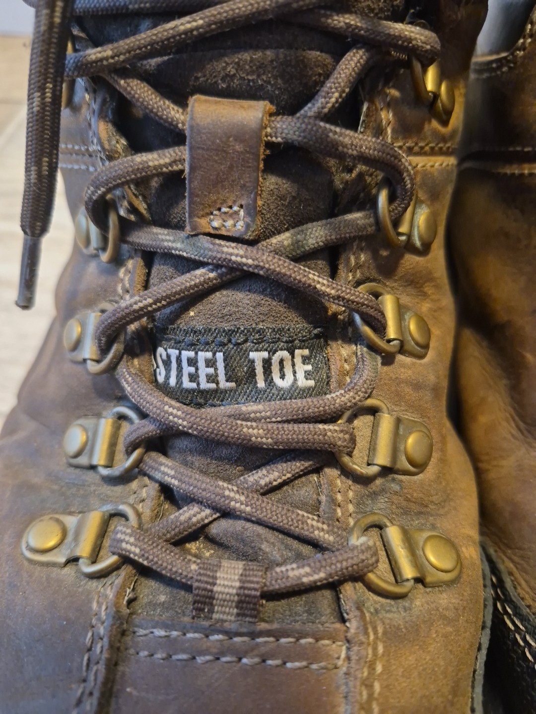 CAT Caterpillar 6" Threshold Steel Toe Work Boots P90935 Men's Size US 10.5 M