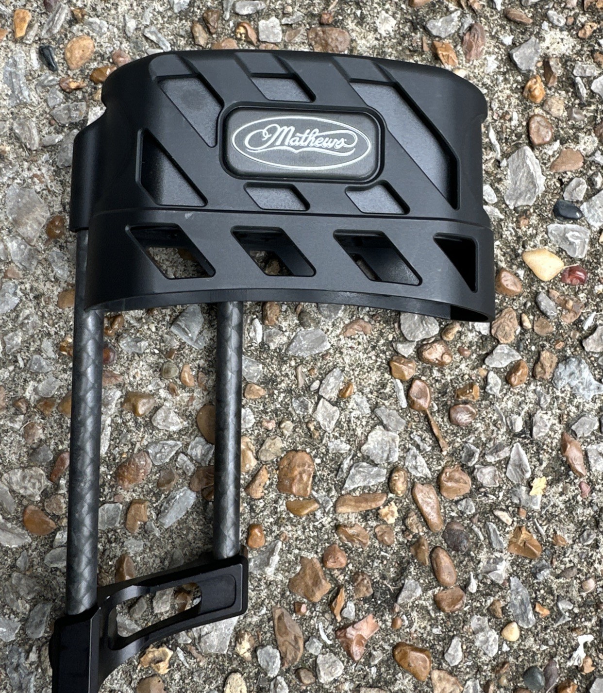 Mathews LowPro Detachable 5 Arrow Quiver - LEFT HANDED - Black SPACERS INC