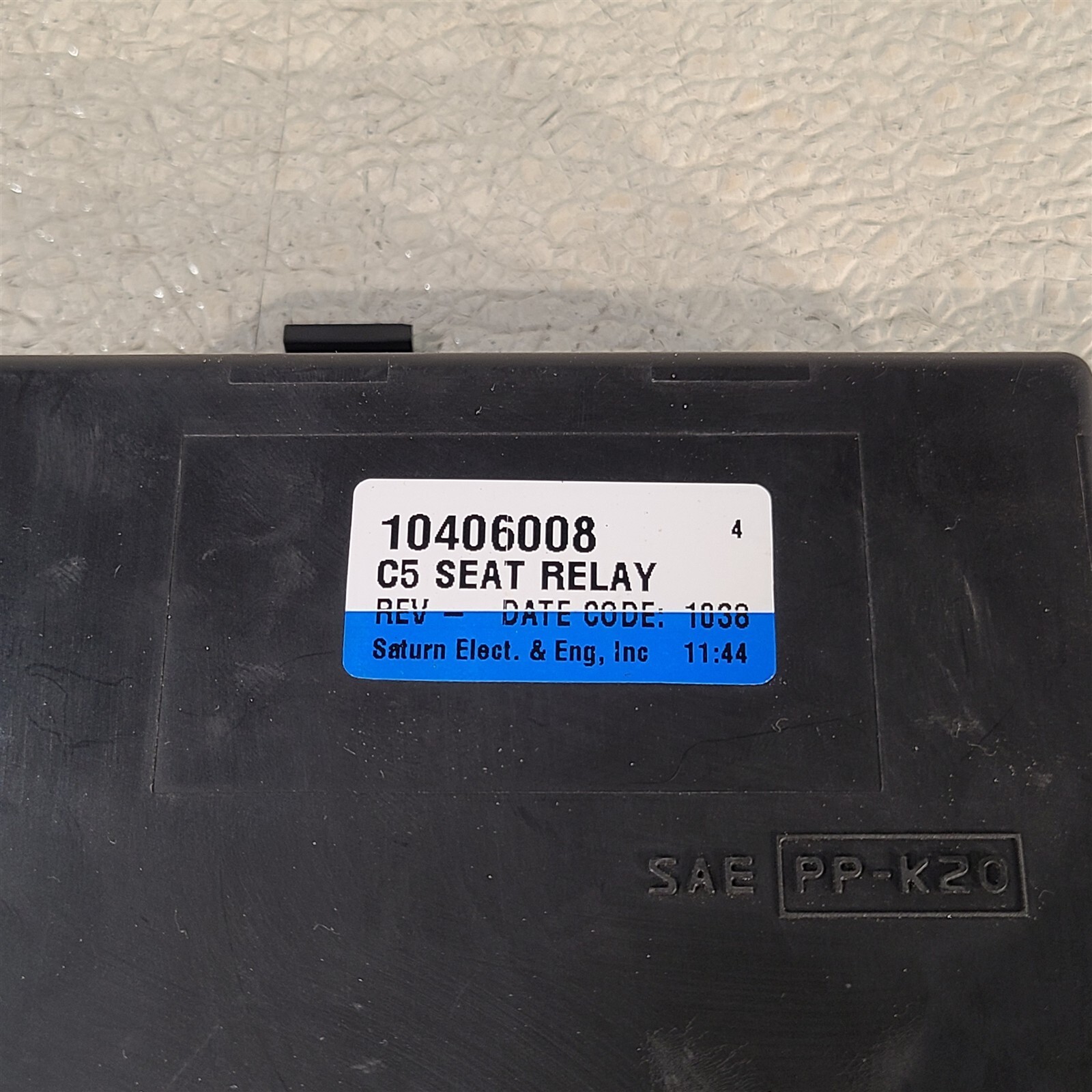 97-04 Corvette C5 Seat Relay Control Module 10406008 M127953