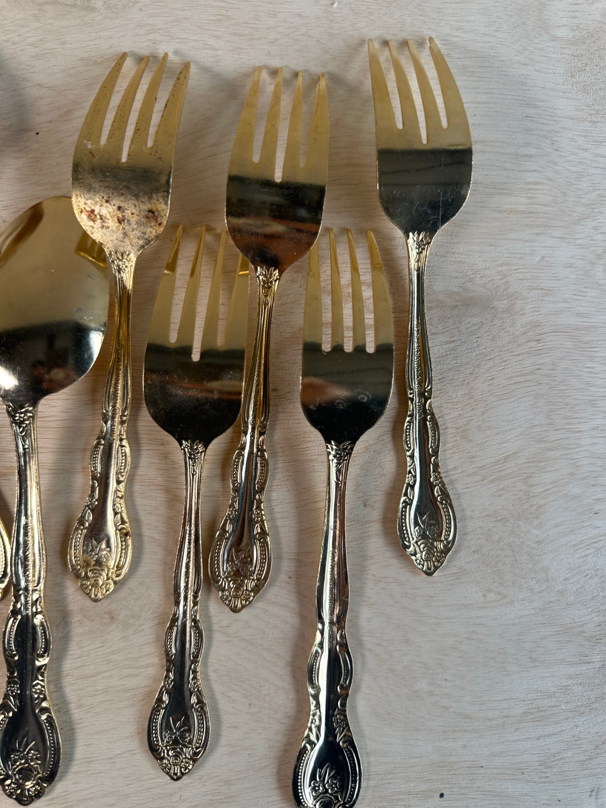 🔥 International Stainless Flatware Set Chantilly Pattern Rococo VTG 23 Pc Set