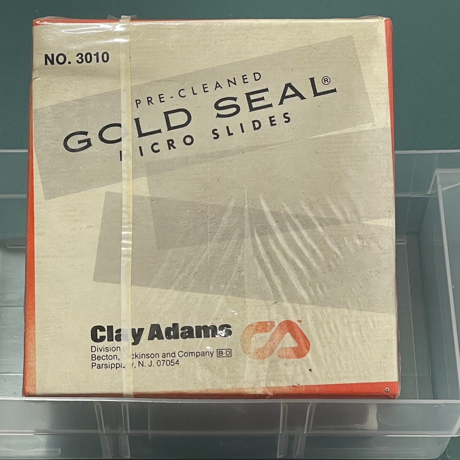 Vintage Clay Adams Gold Seal Micro Slides No. 3010 1/2 Gross Sealed USA