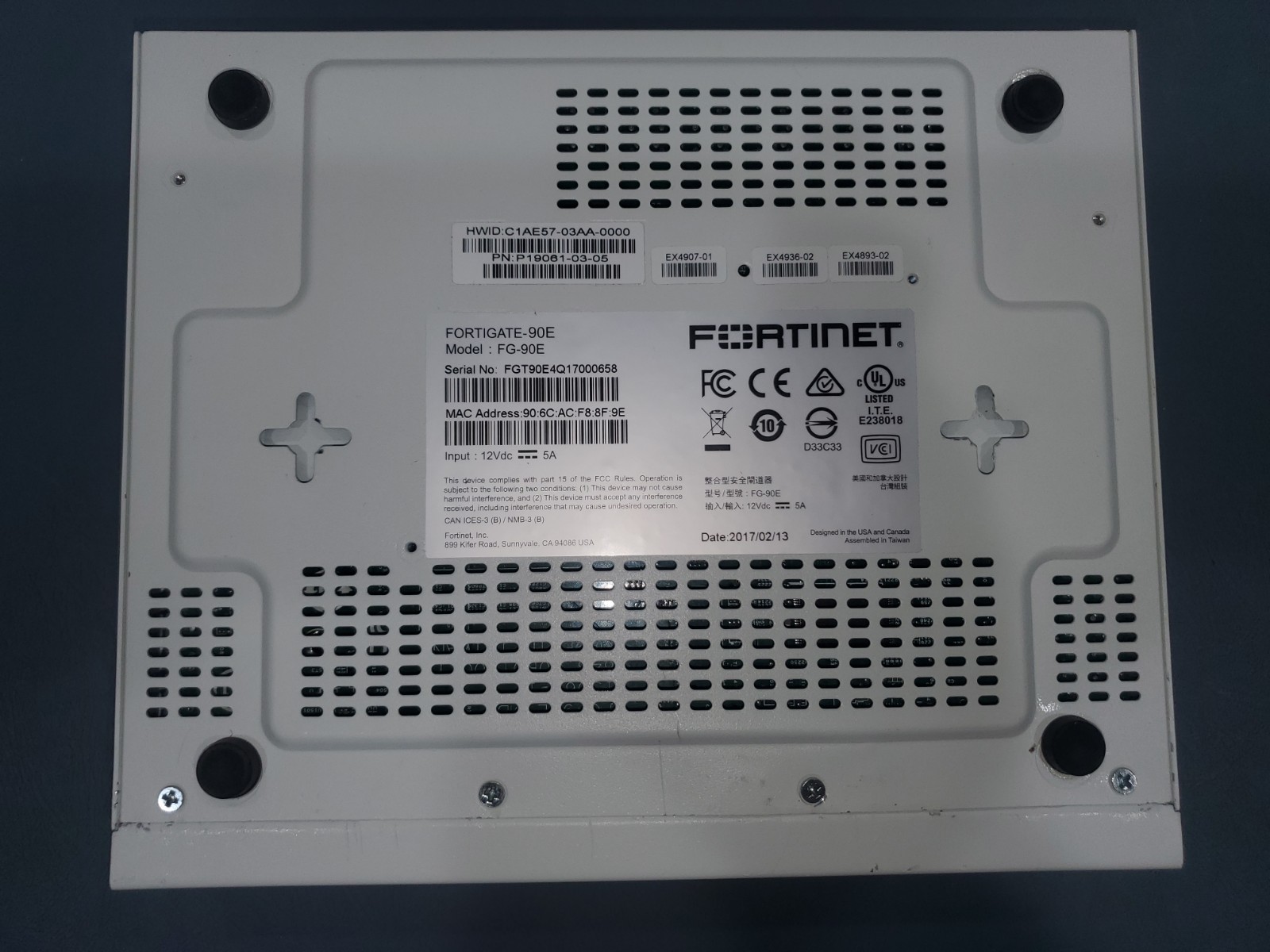 Fortinet FortiGate-90E FG-90E Firewall Router Unregistered w/Power & Cables