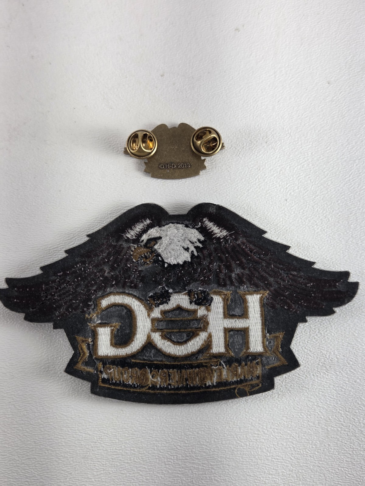HARLEY DAVIDSON HOG 110TH ANNIVERSARY PATCH & Pin Set Harley Owners Group