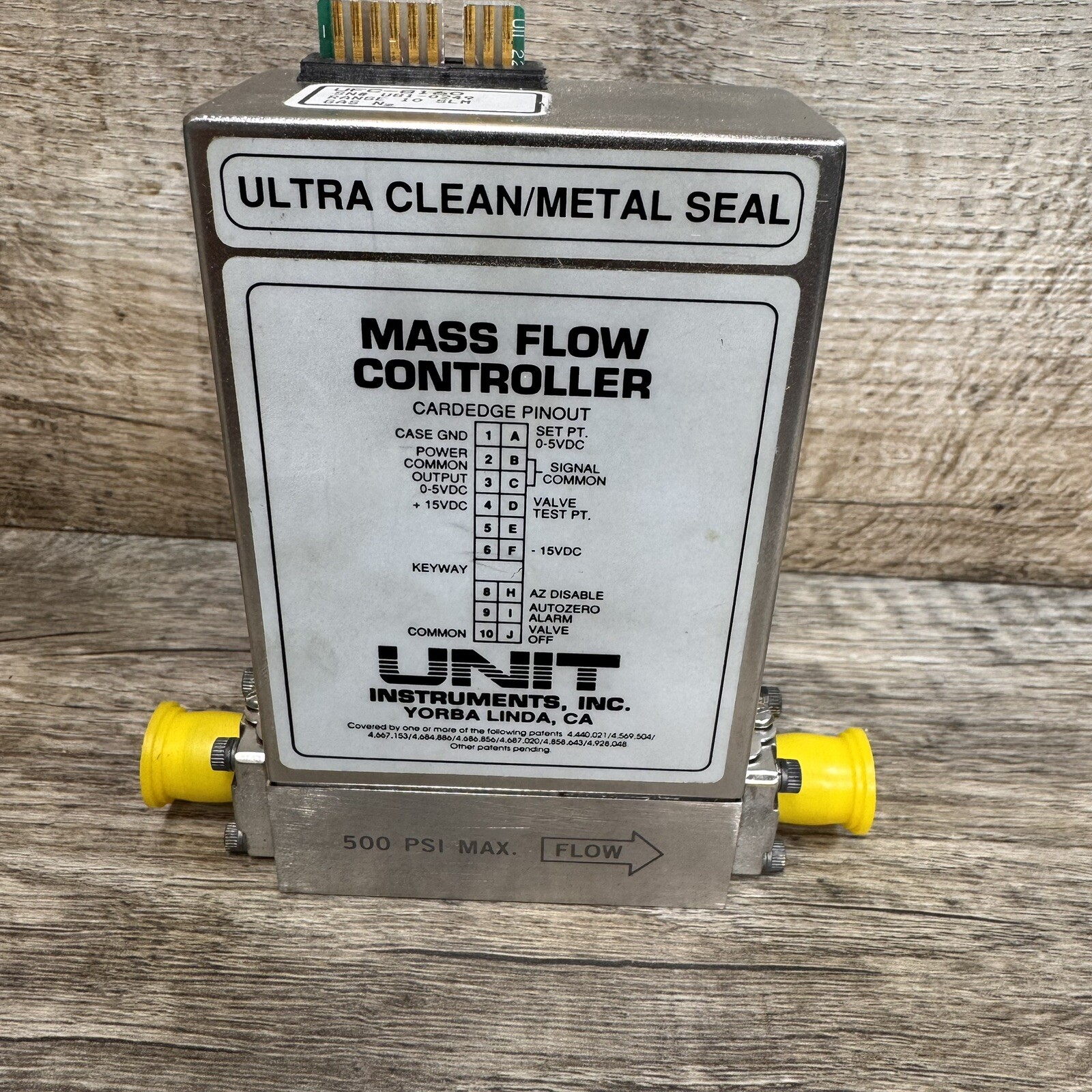 UNIT INSTRUMENTS UFC-8160 10 SLM NH3 METAL SEAL MASS FLOW CONTROLLER