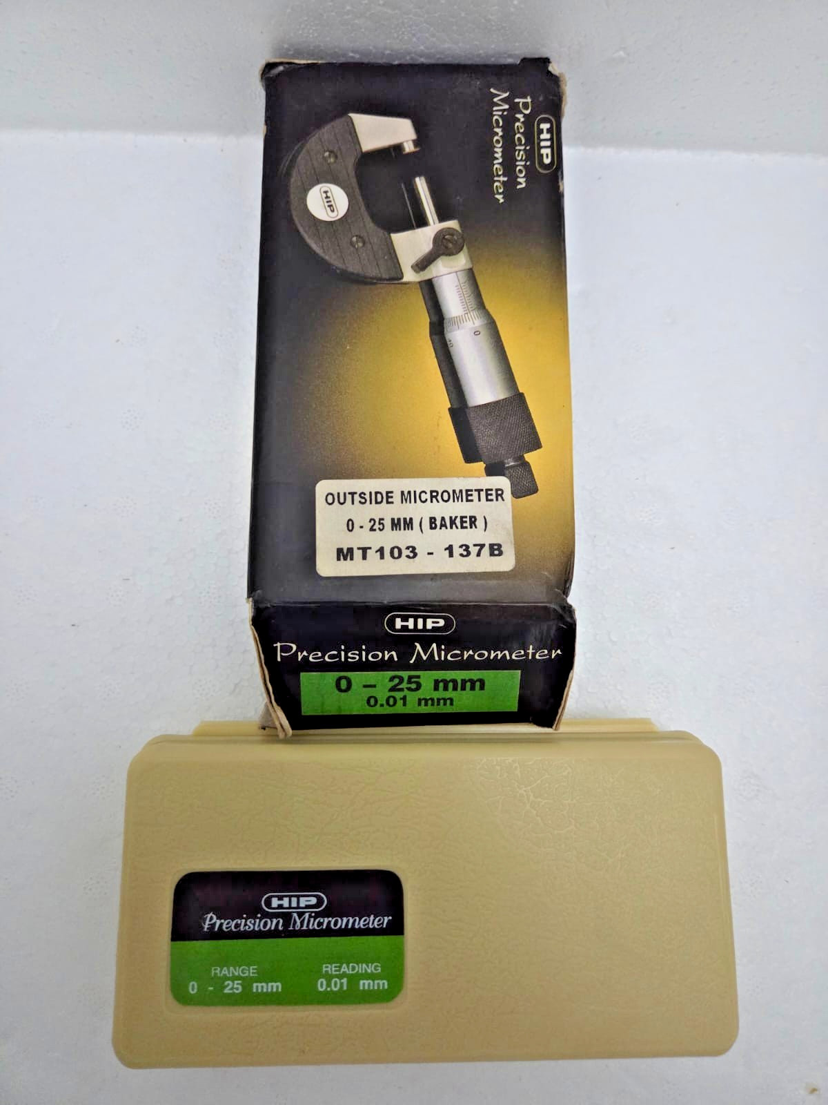 Baker MT103 - 137B Precision Outside Micrometer 0-25mm / 0.01mm Grad