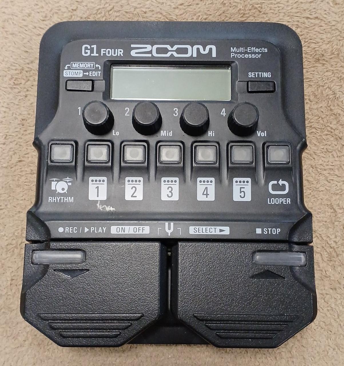 ZOOM Multi-Effect Processor G1 FOUR