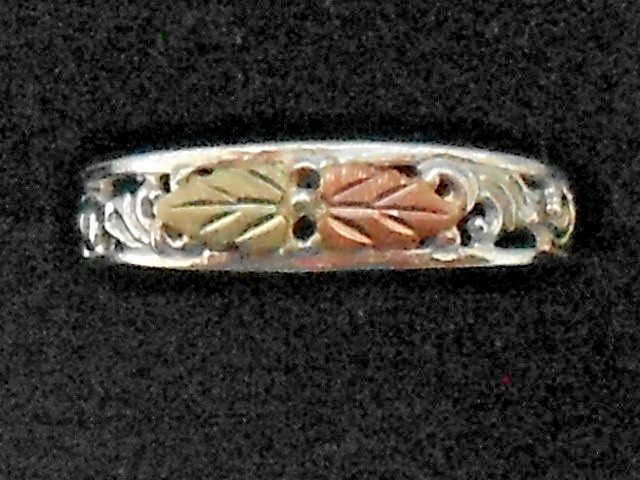 Genuine Black Hills Gold  & Silver  2 leaf filigree band Ring  size 6 thru 10