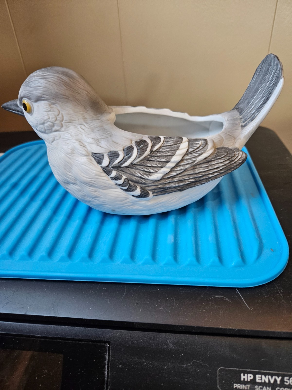 Porcelain bird planter from Mexico