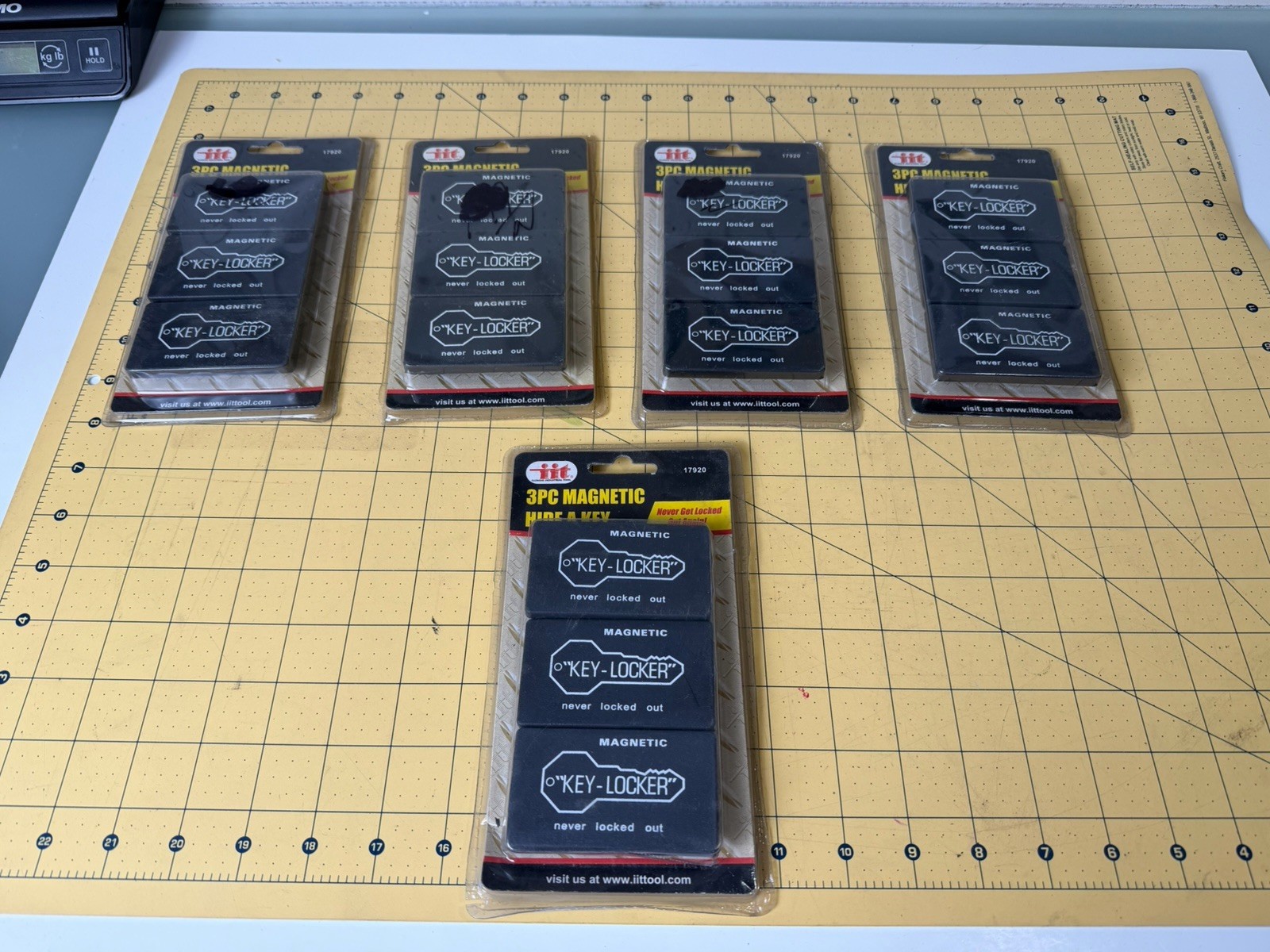 ONE 3-pack of Magnetic Hide-a-Keys (Inv# 136)
