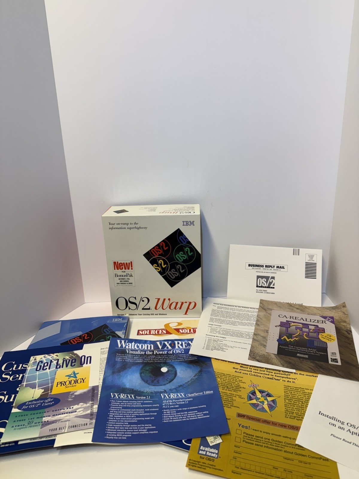 IBM OS/2 WARP Version 3 Plus BonusPak With Floppy Discs Red Spine