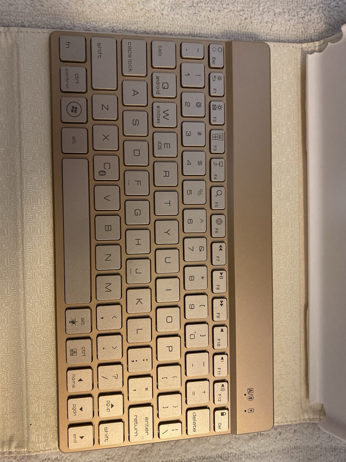 Wireless Keyboard KVAGO Rose Gold