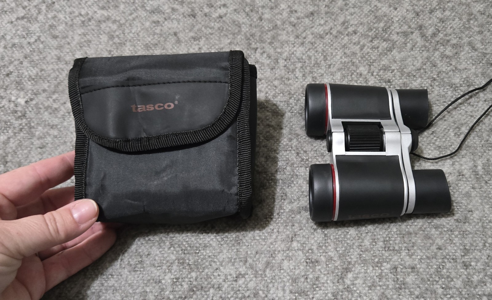 Tasco Essentials 4x30 binoculars 4 In With Carrying Case