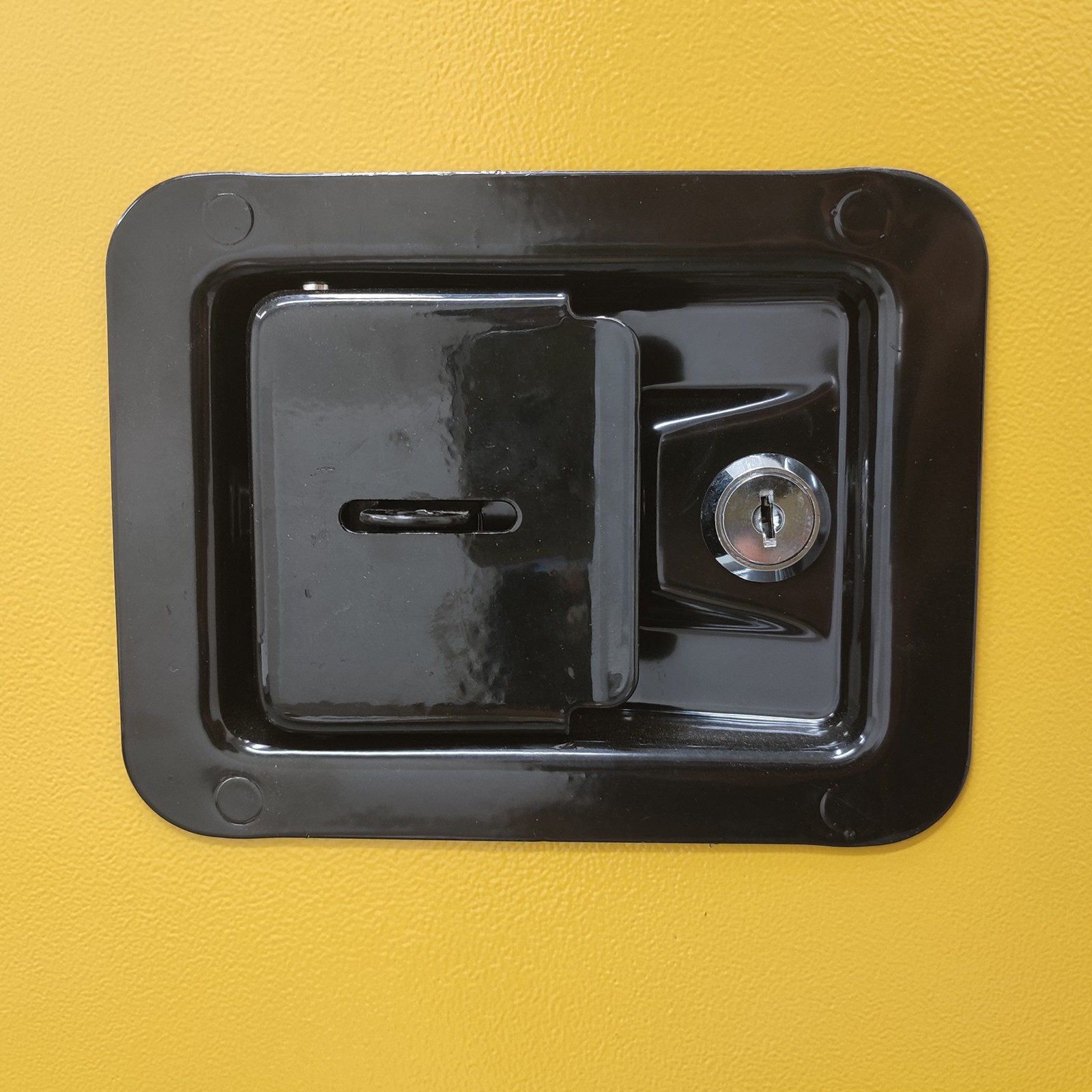 Fireproof Safety Explosion-Proof Box Mobile Battery Charging Cabinet w Socket
