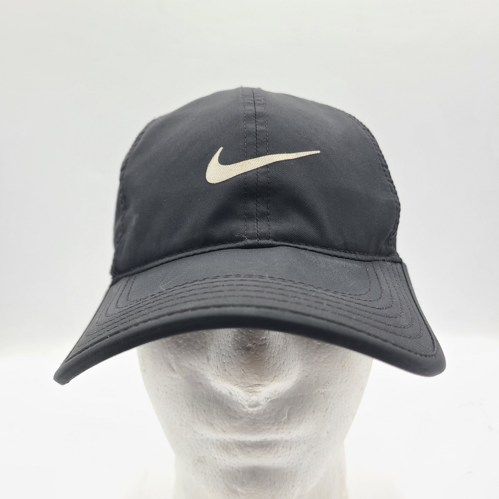 B55 Nike Legacy91 Dri-Fit Mens One Size Fits Most Black Adjustable Golf Hat Cap