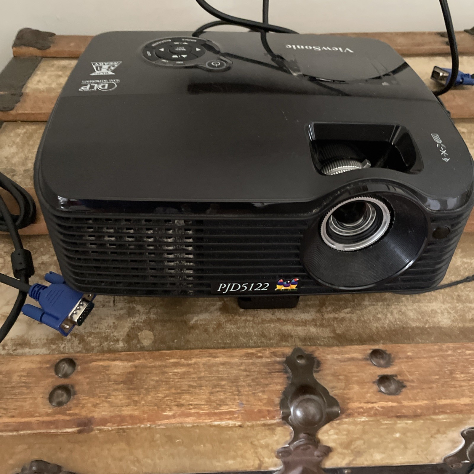 ViewSonic PJD5122 DLP Projector