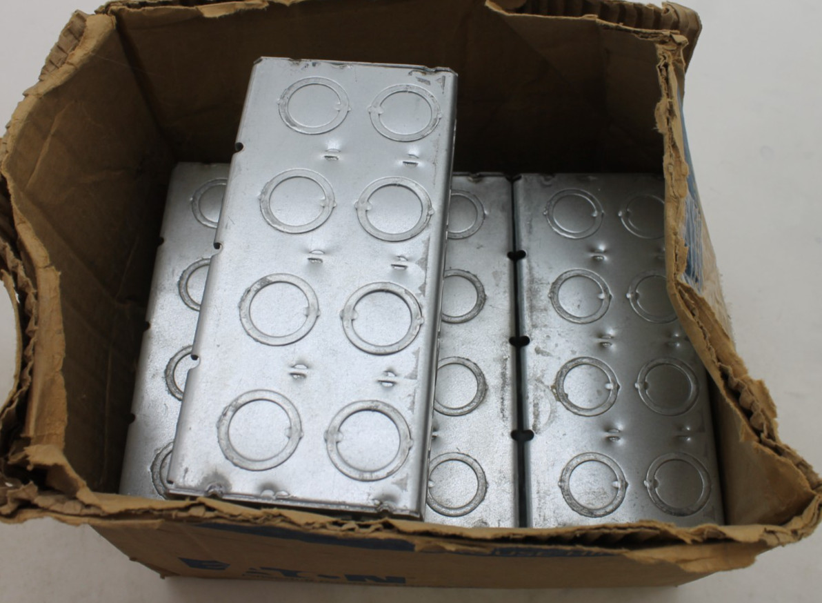 Eaton Crouse-Hinds TP693 Masonry Box (1 Piece)
