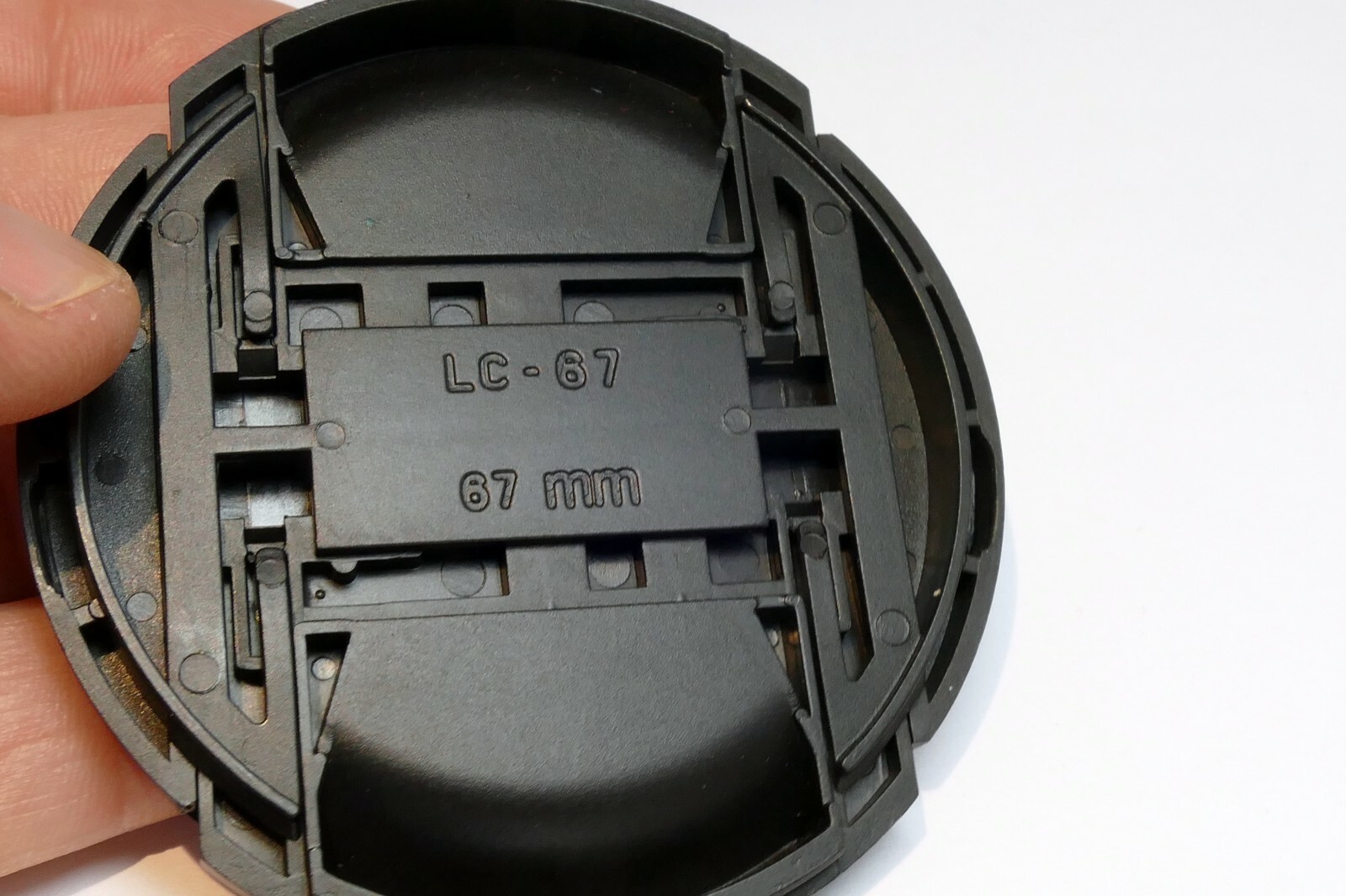 67mm snap on type Lens Front Cap black plastic
