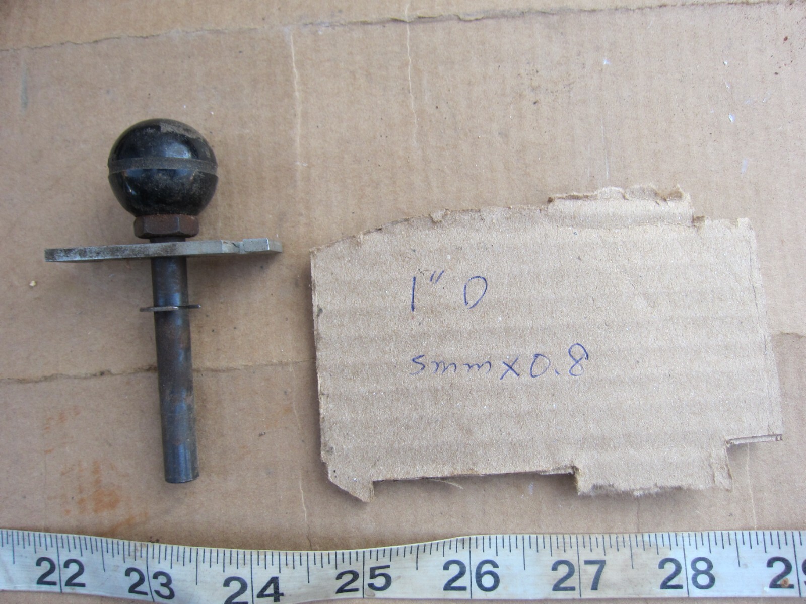 1" Dia 5mmx0.8 Handle, Used