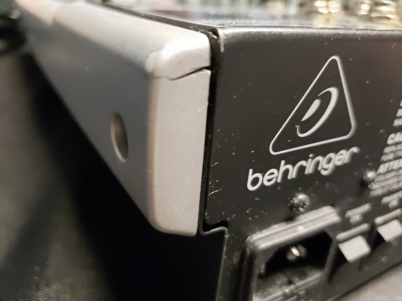 Read Tested Behringer Xenyx X1622USB Multi-FX Processor USB Audio Interface