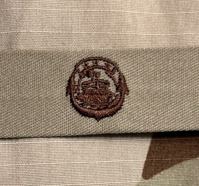 US Navy Small Craft Officer/Petty Officer In Charge Badge DCU Sew-On Desert USN