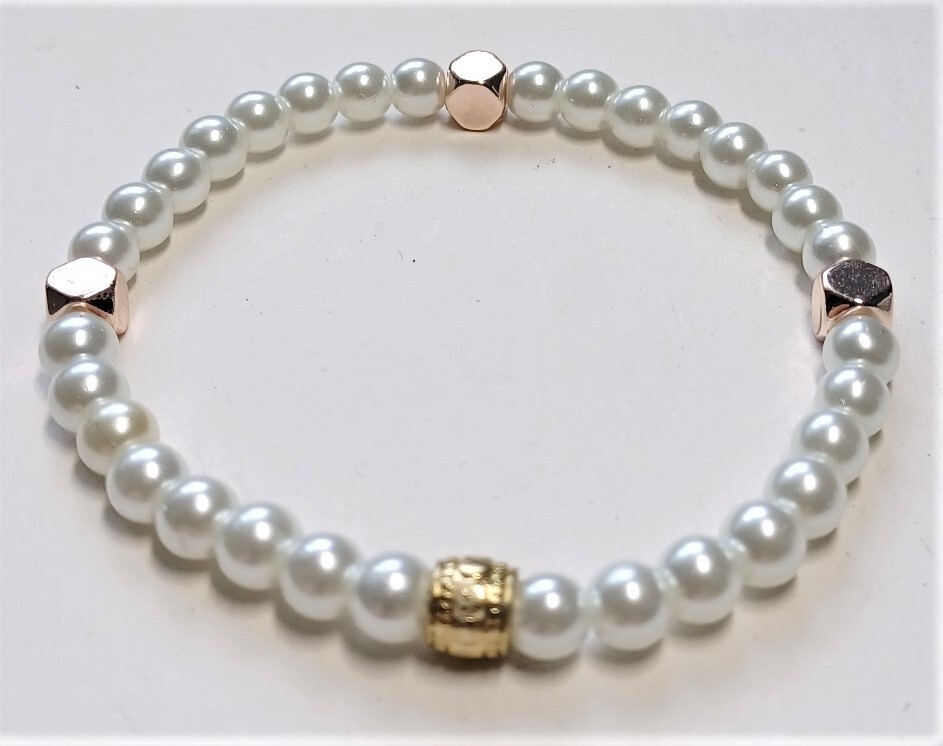 Pearl-Colored Minimalist Beaded Bracelet-7.5 inch Stretchy